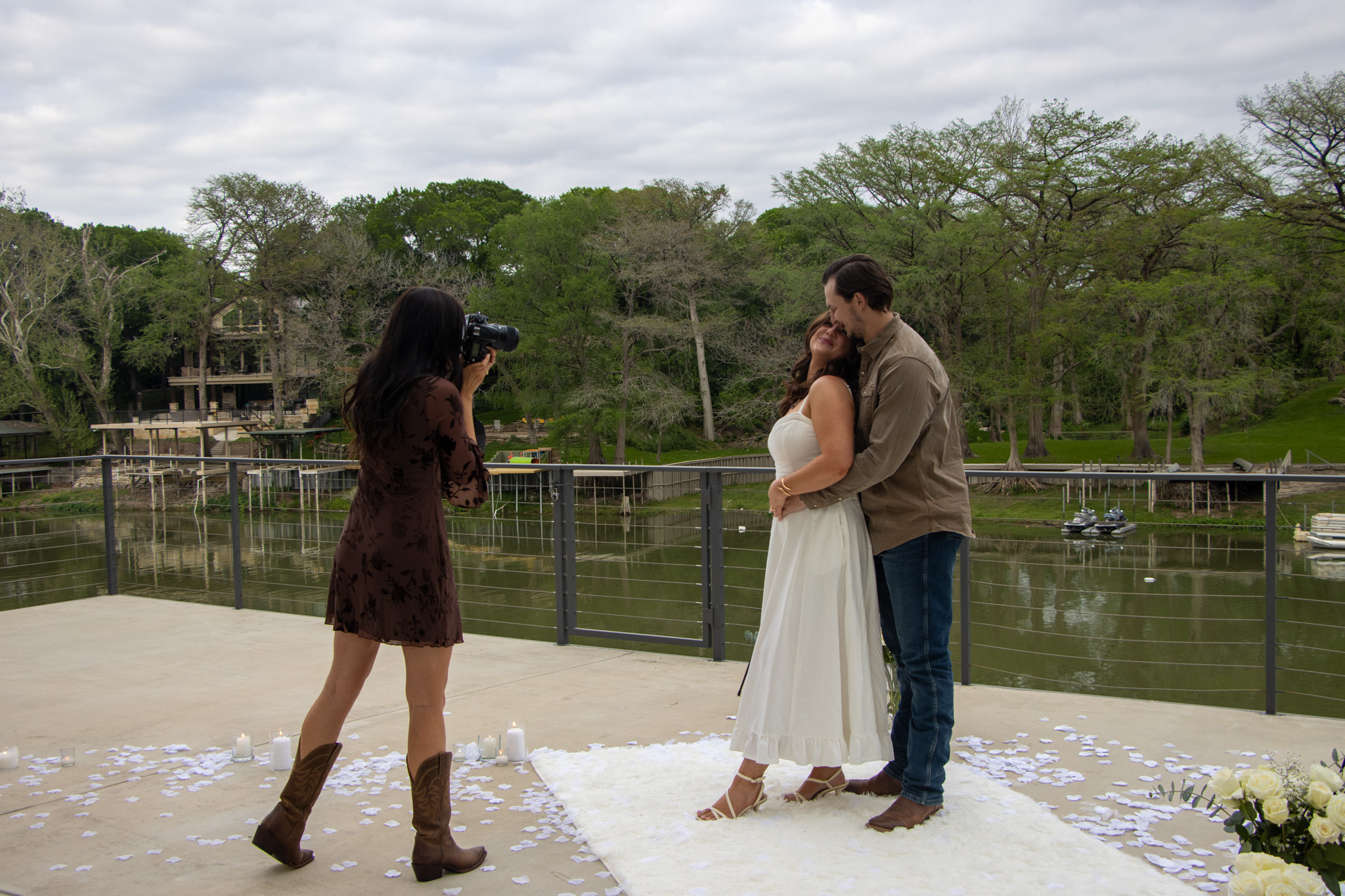 Engagement session photographed by the water